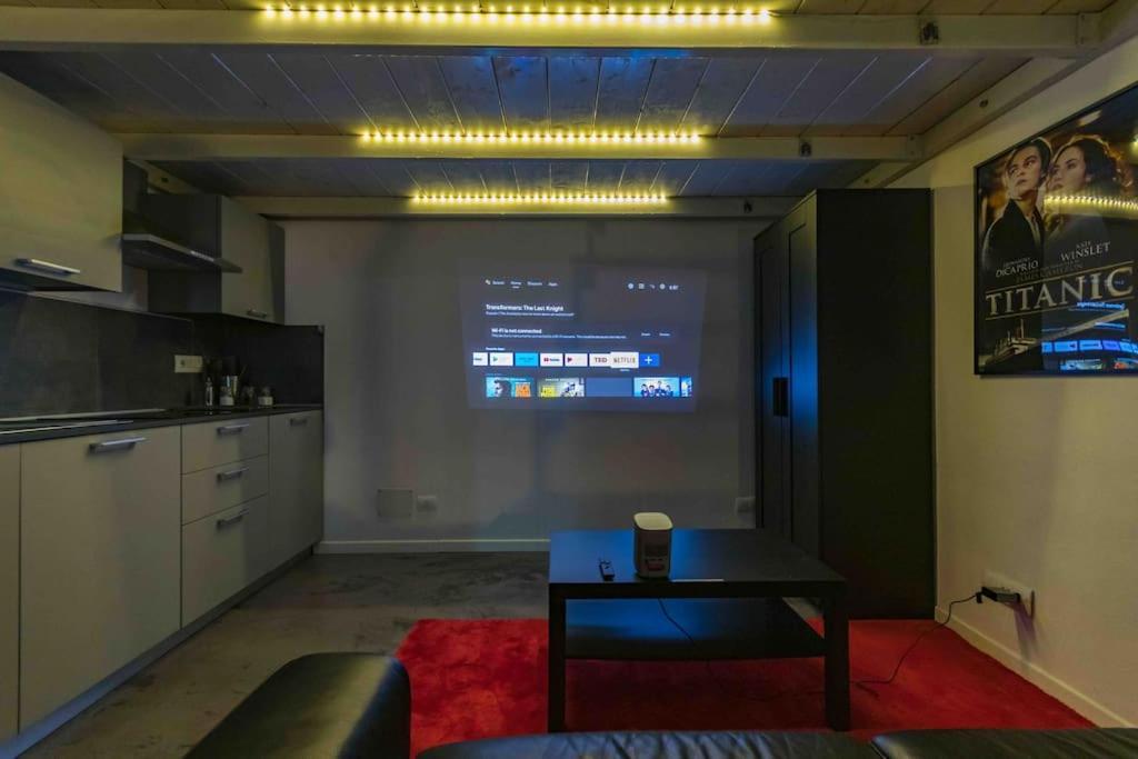 Hollywood Housein The Heart Of Turin Διαμέρισμα Εξωτερικό φωτογραφία
